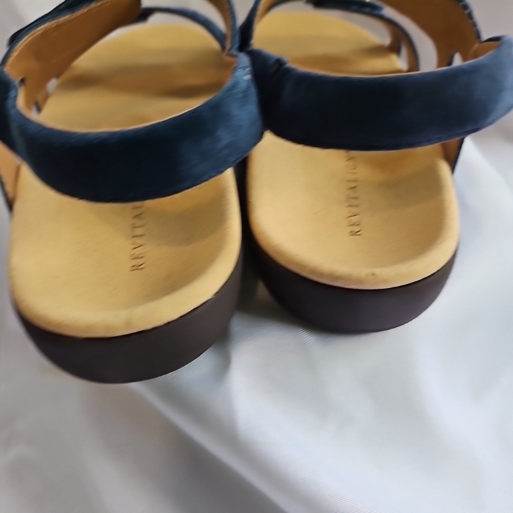 Revitalign Orthotic Suede Hook And Loop Sandal-Blue-Size 9B NEW-A687172 - Picture 8 of 8